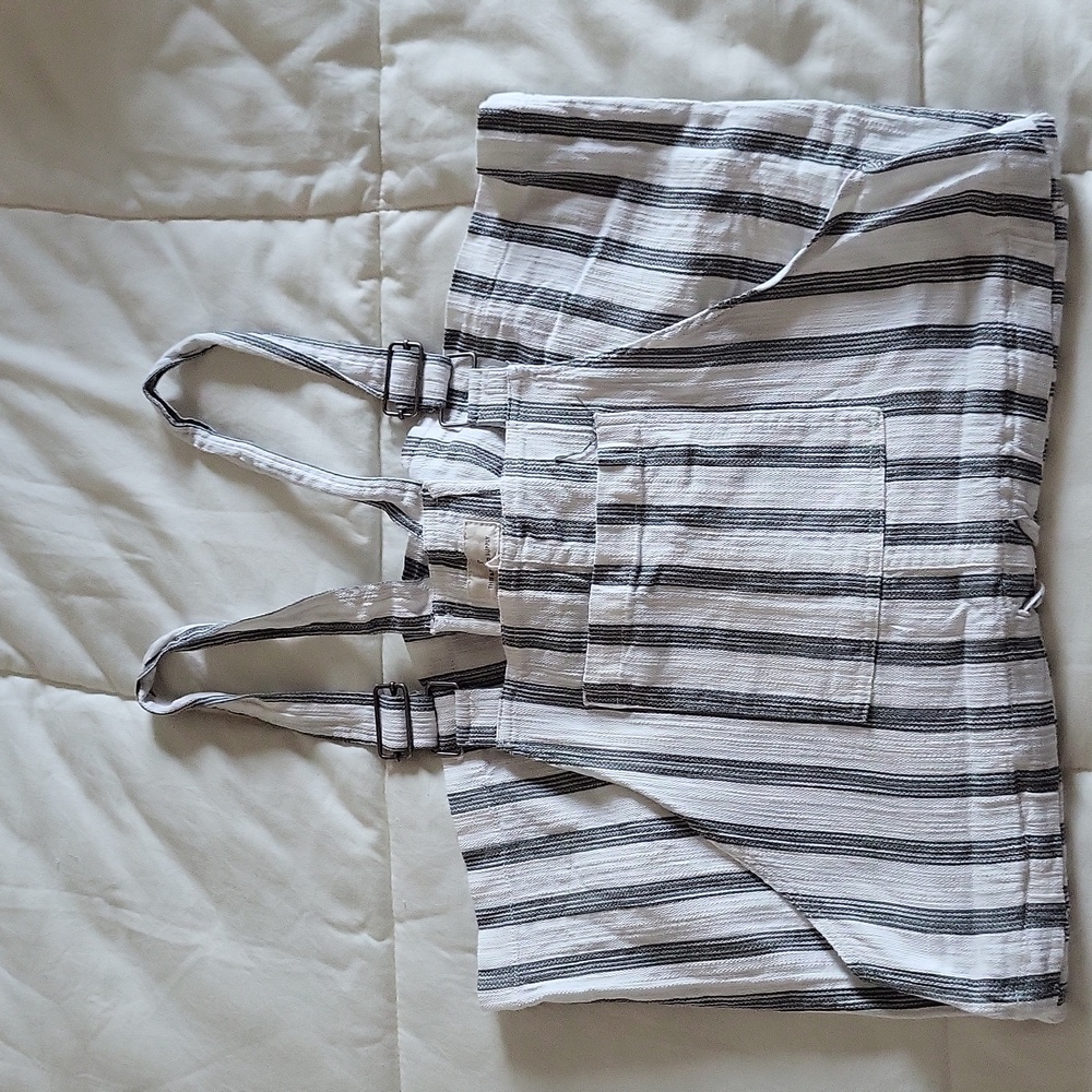 Overall shorts